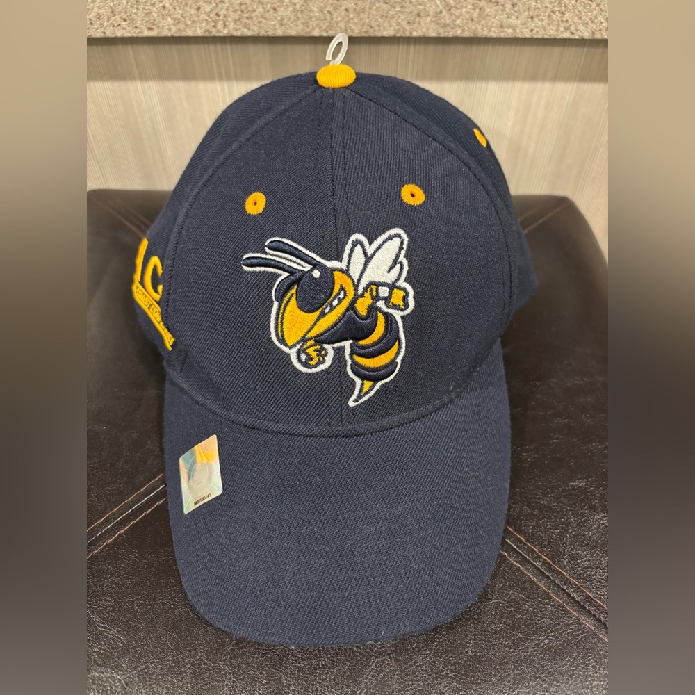 Georgia Tech Navy Blue Cap with Embroidered Bee Design New